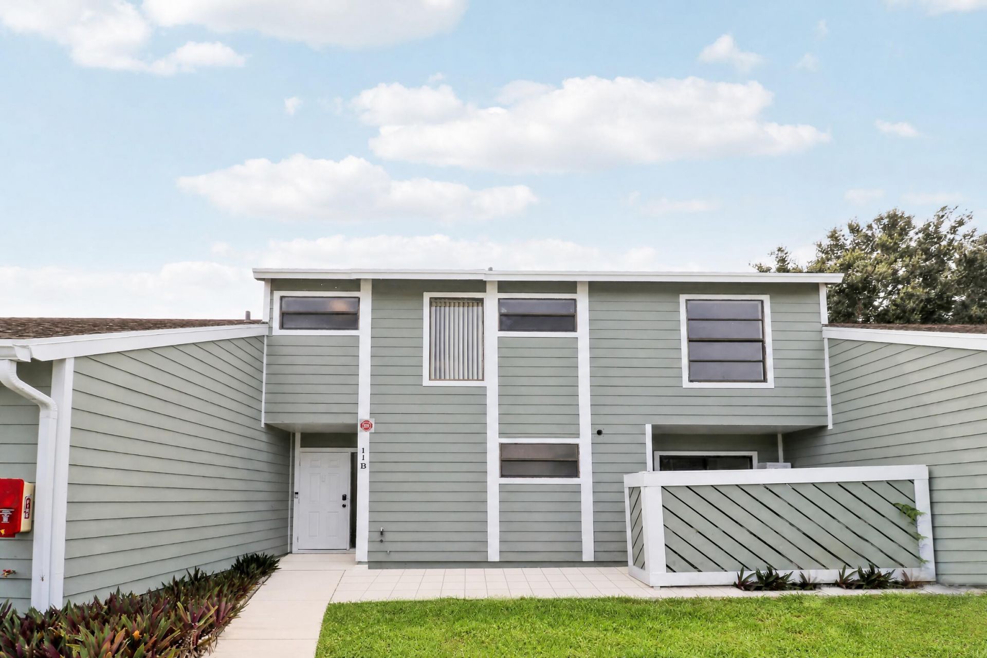 202 Lakewood Drive, Unit 11B, Jupiter, FL 33458 Photo