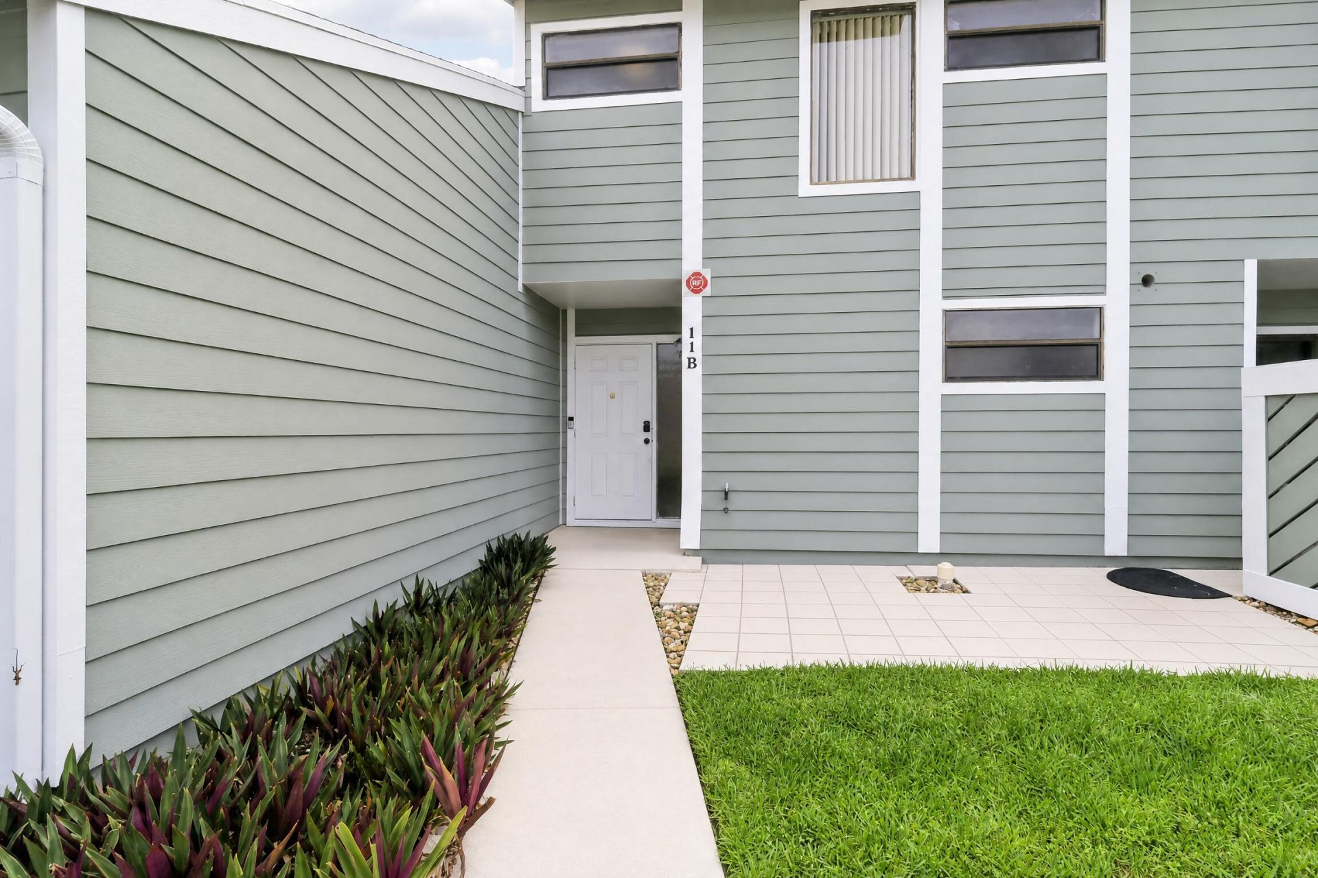 202 Lakewood Drive, Unit 11B, Jupiter, FL 33458 Photo