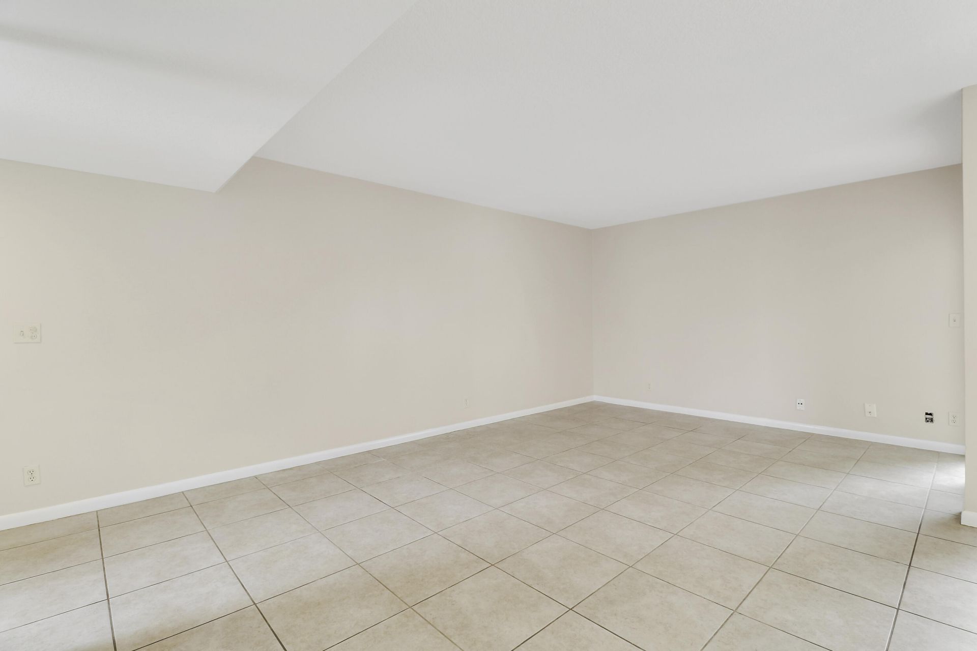 202 Lakewood Drive, Unit 11B, Jupiter, FL 33458 Photo