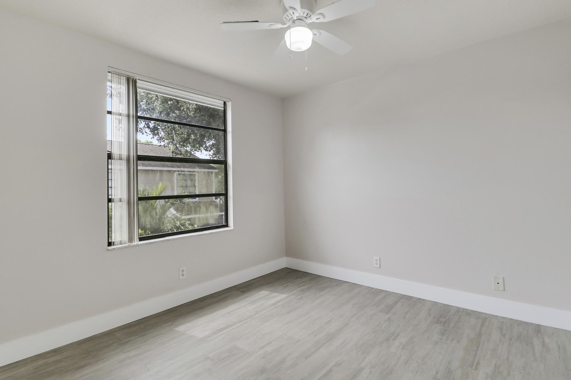 202 Lakewood Drive, Unit 11B, Jupiter, FL 33458 Photo