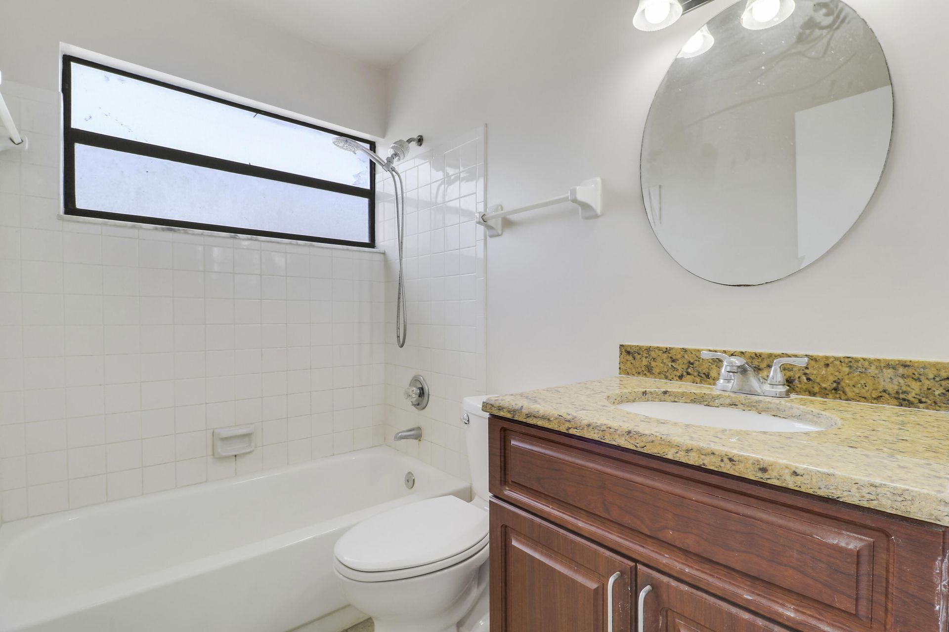 202 Lakewood Drive, Unit 11B, Jupiter, FL 33458 Photo