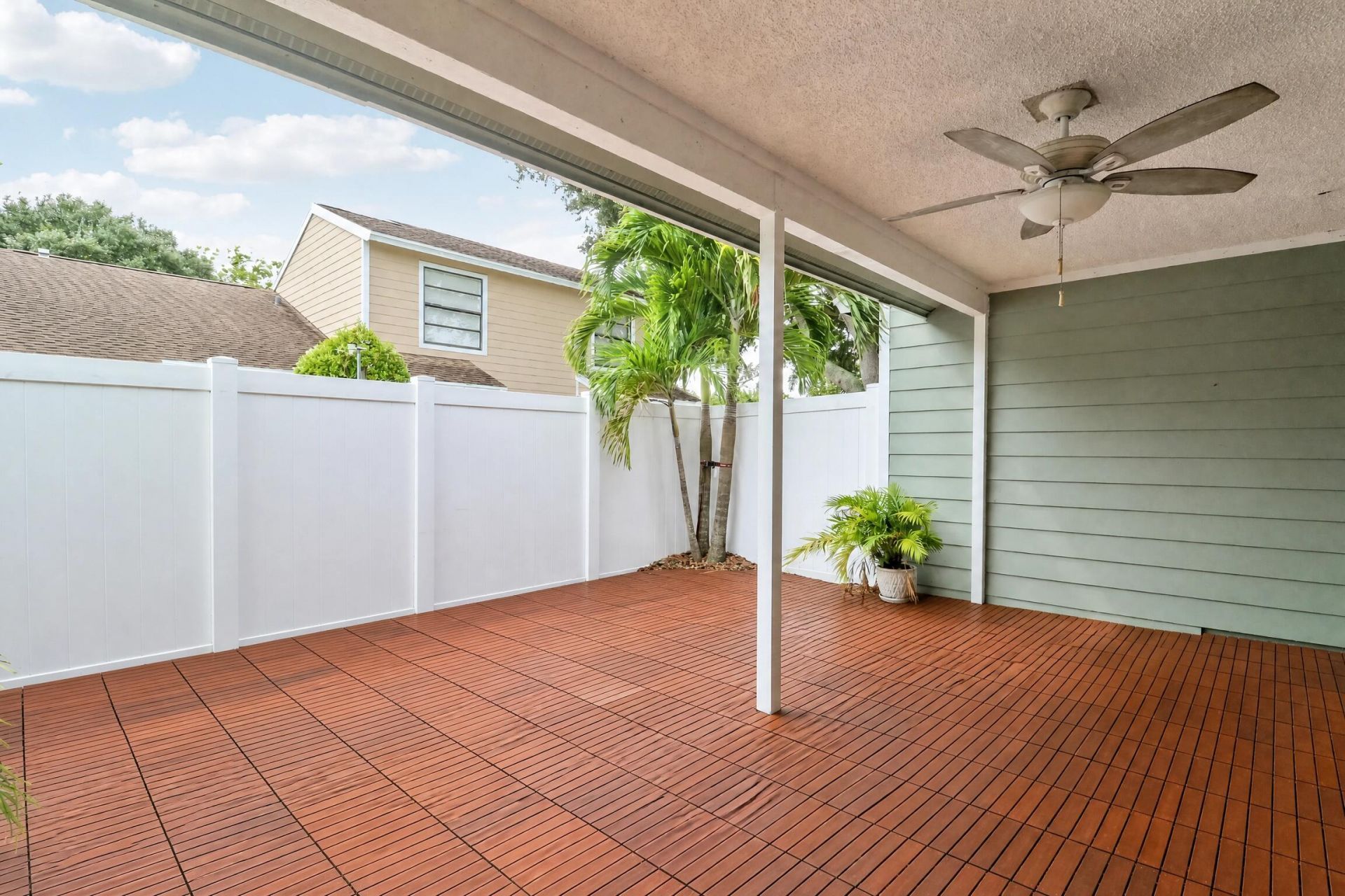 202 Lakewood Drive, Unit 11B, Jupiter, FL 33458 Photo