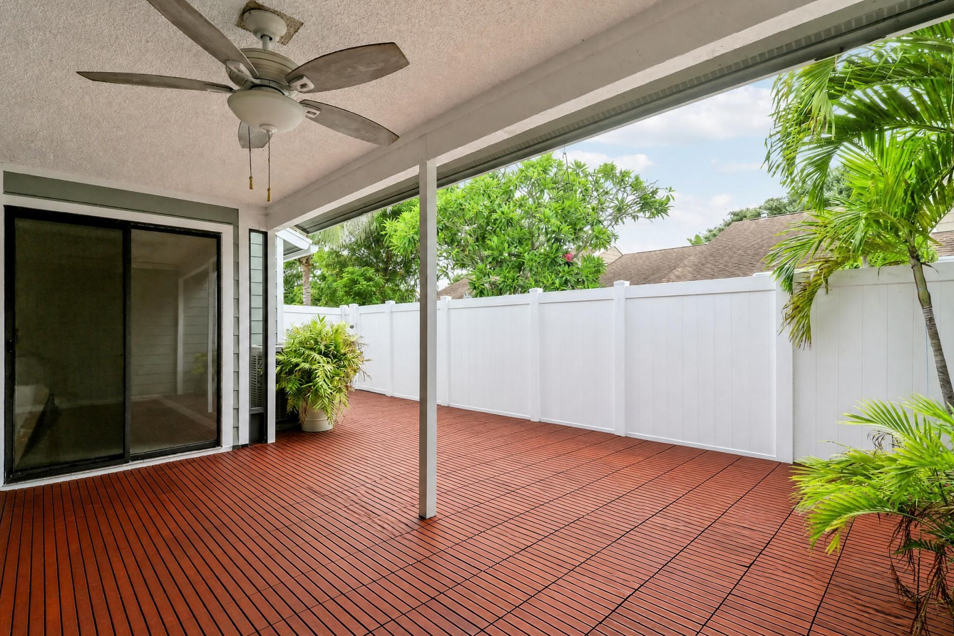202 Lakewood Drive, Unit 11B, Jupiter, FL 33458 Photo