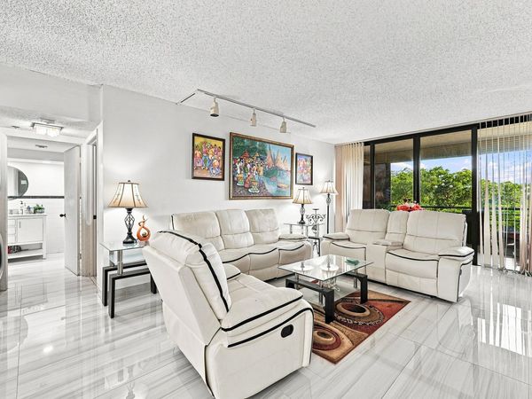7400 Radice Court, Unit 506, Lauderhill, FL 33319