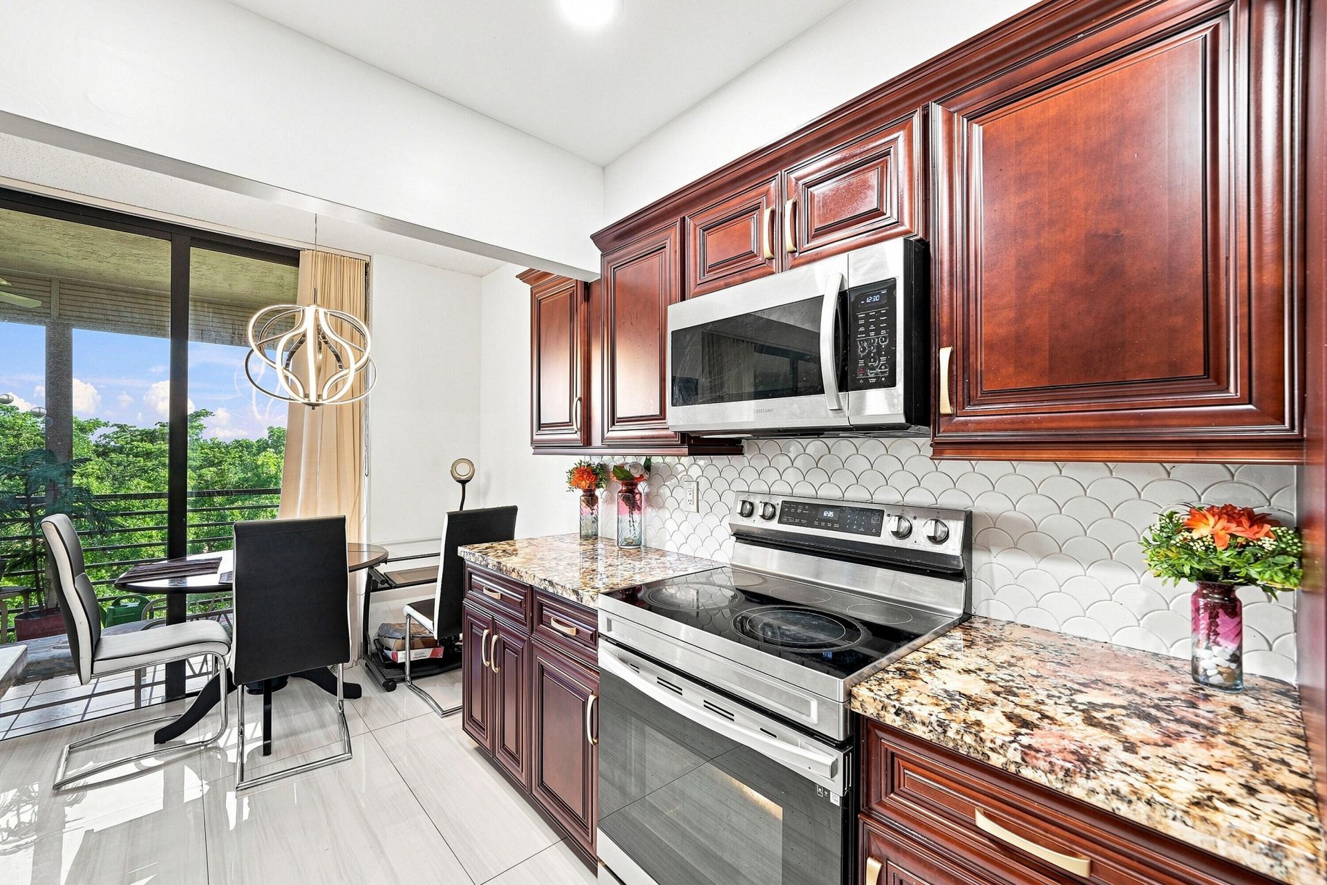 7400 Radice Court, Unit 506, Lauderhill, FL 33319 Photo