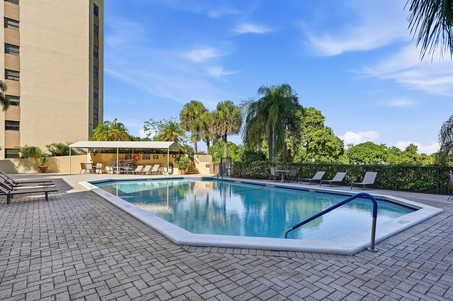 7400 Radice Court, Unit 506, Lauderhill, FL 33319 Photo