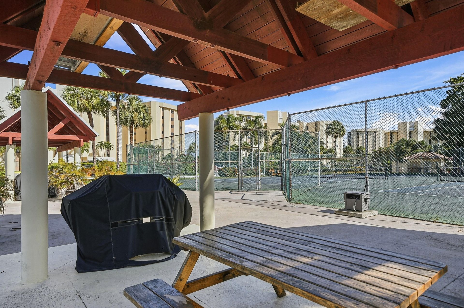 7400 Radice Court, Unit 506, Lauderhill, FL 33319 Photo
