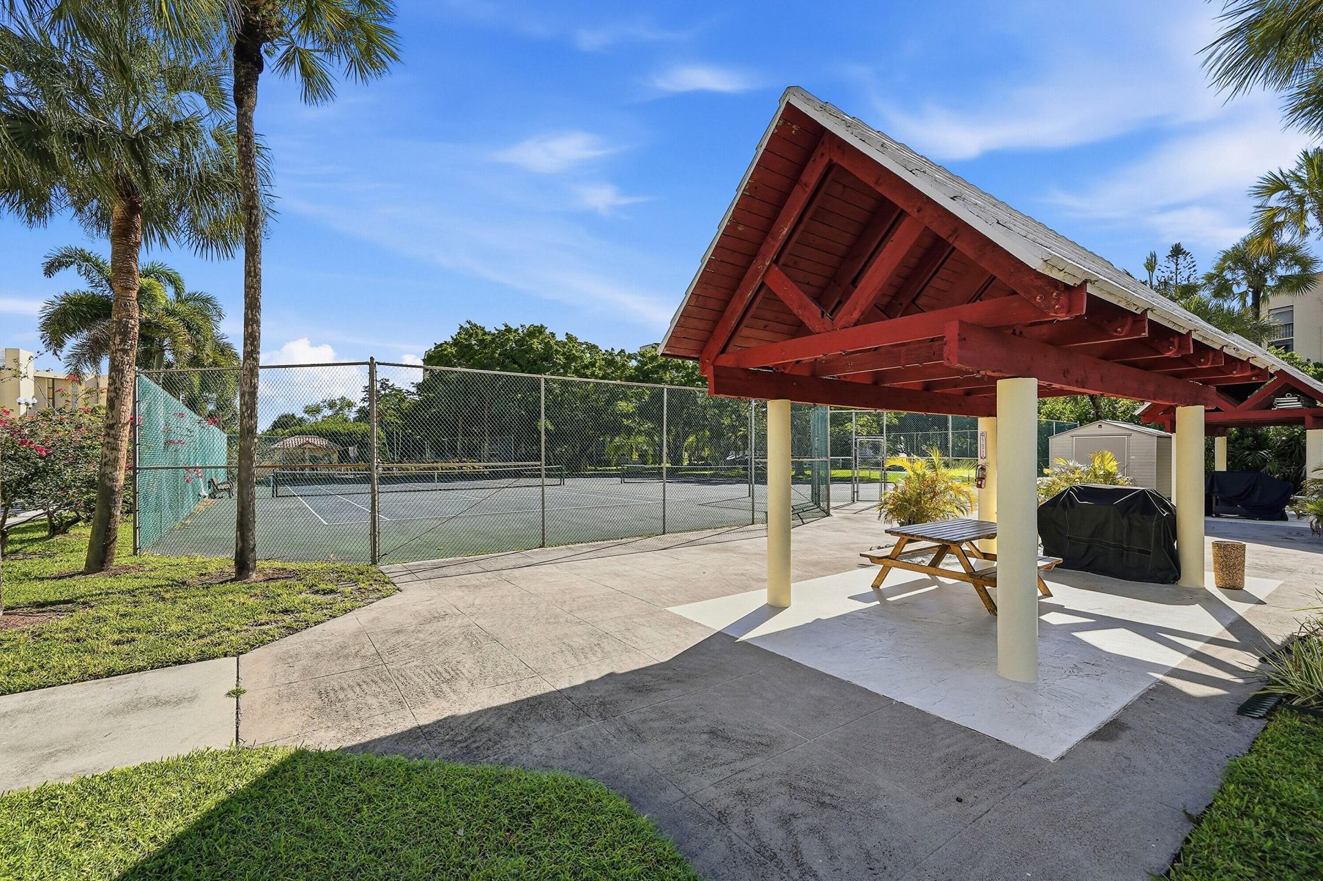 7400 Radice Court, Unit 506, Lauderhill, FL 33319 Photo