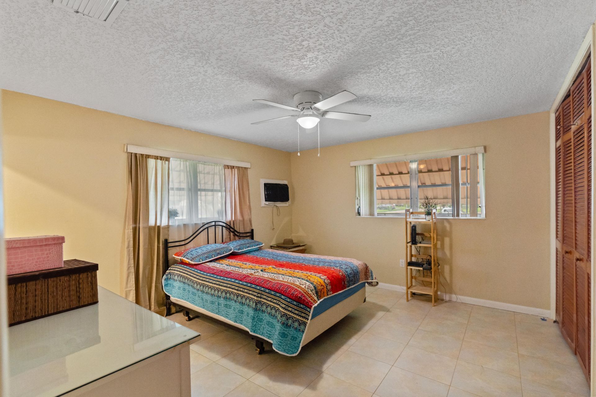 1111 NW 85th Way, Pembroke Pines, FL 33024 Photo