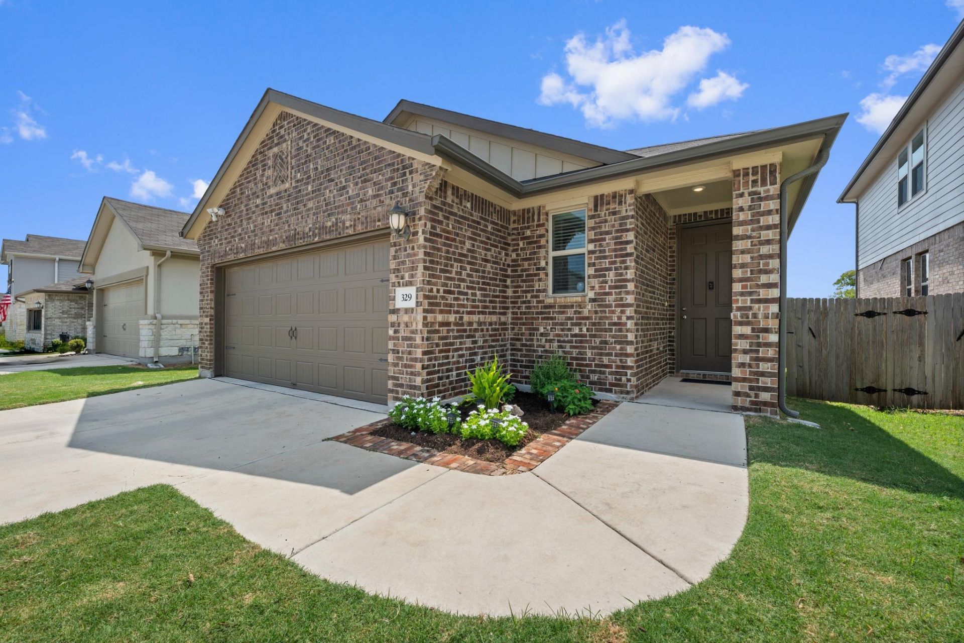 329 Serpens St, Georgetown, TX 78628 Main Photo