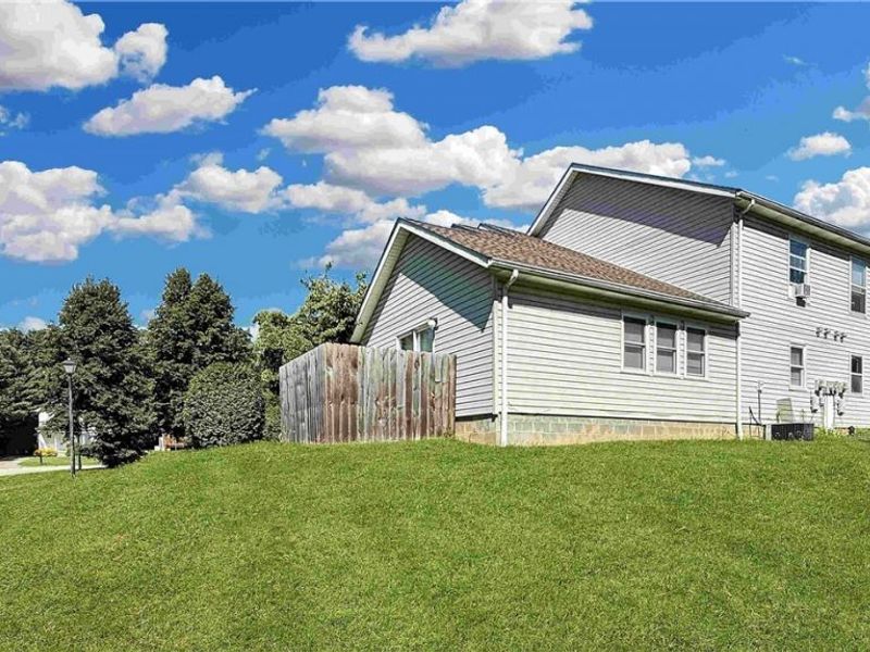 1691 Olympus Drive, Kent, OH 44240 Photo 2