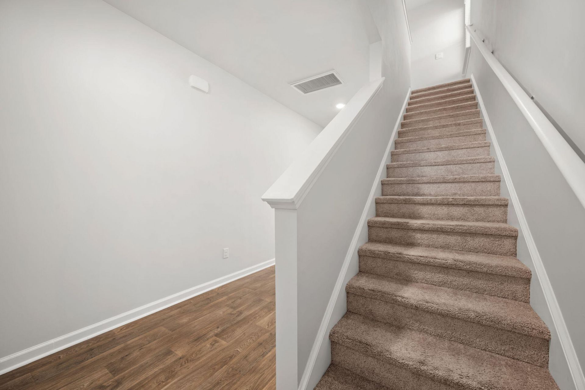 312 Black Birch Drive Photo 22