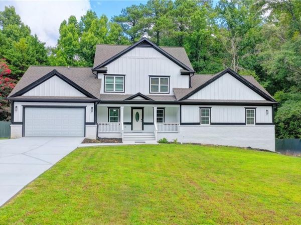 3326 Hidden Forest Drive , Snellville, GA 30078