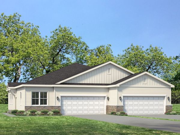 320 Creekside Pl, Delavan, WI 53115
