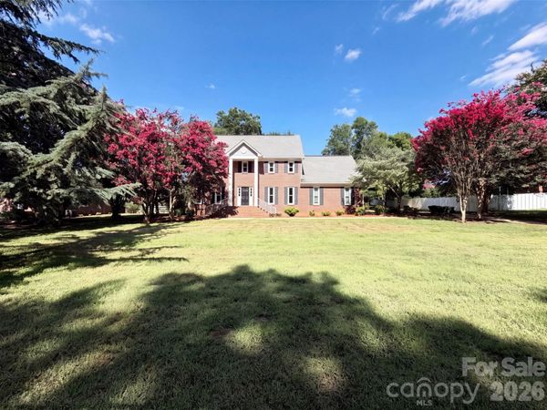 9020 Bartlett Road, Charlotte, NC 28227