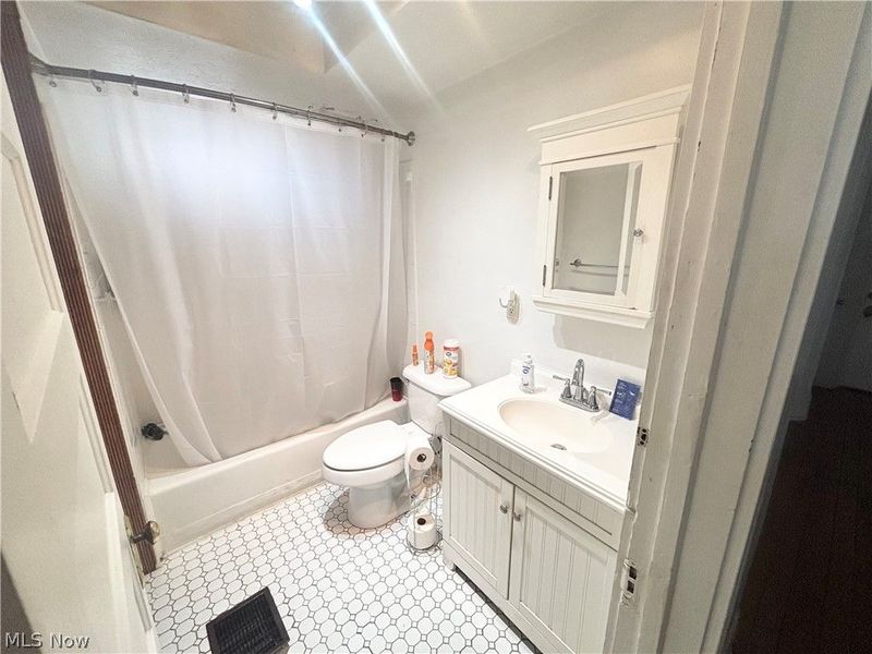 3174 W 14th Street, Cleveland, OH 44109 Photo 42