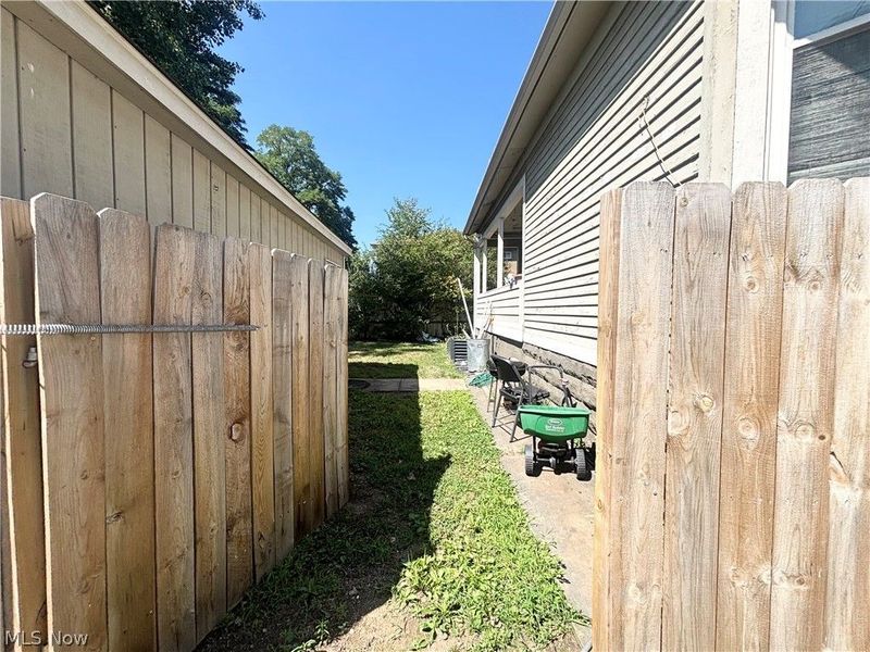 3174 W 14th Street, Cleveland, OH 44109 Photo 6
