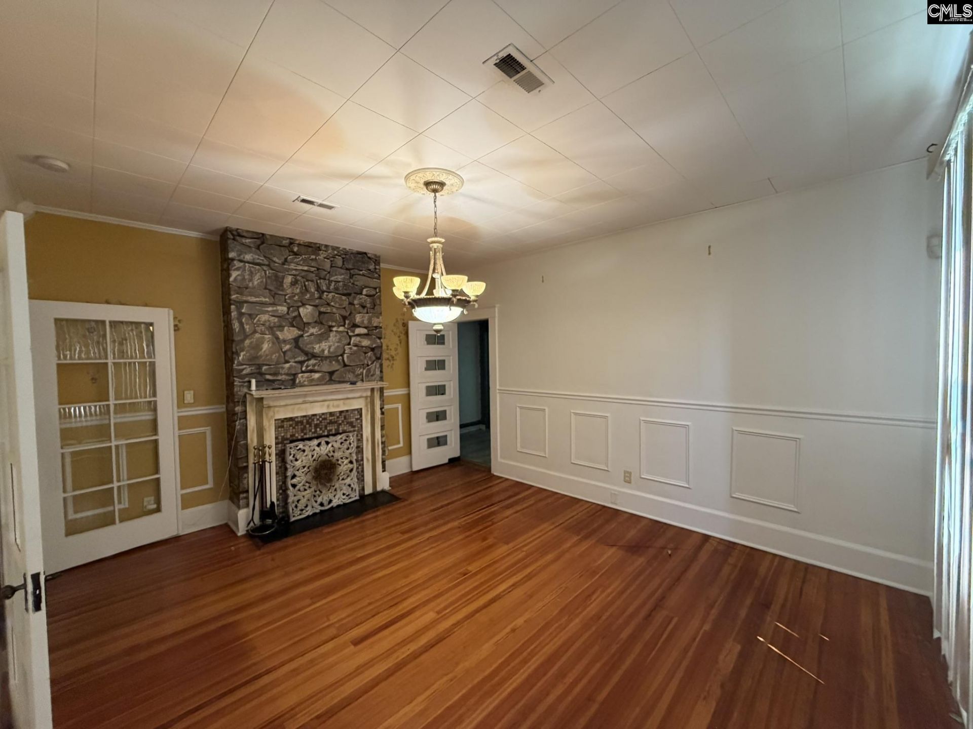 1303 Elmore Street Photo 20