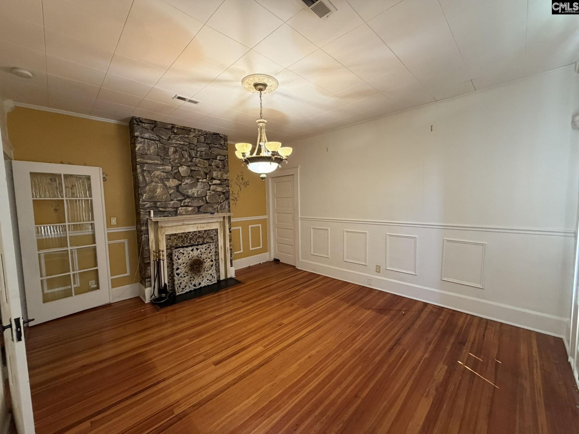 1303 Elmore Street Photo 21