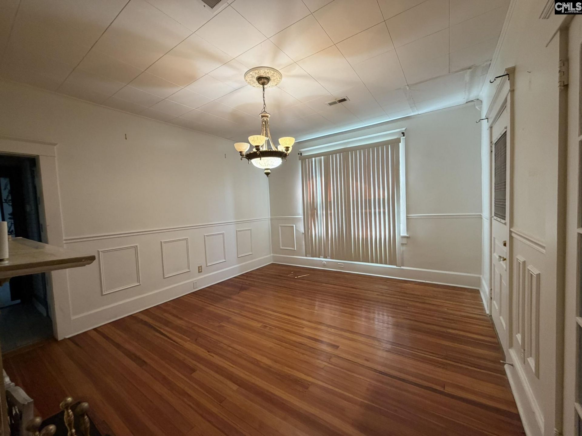 1303 Elmore Street Photo 23