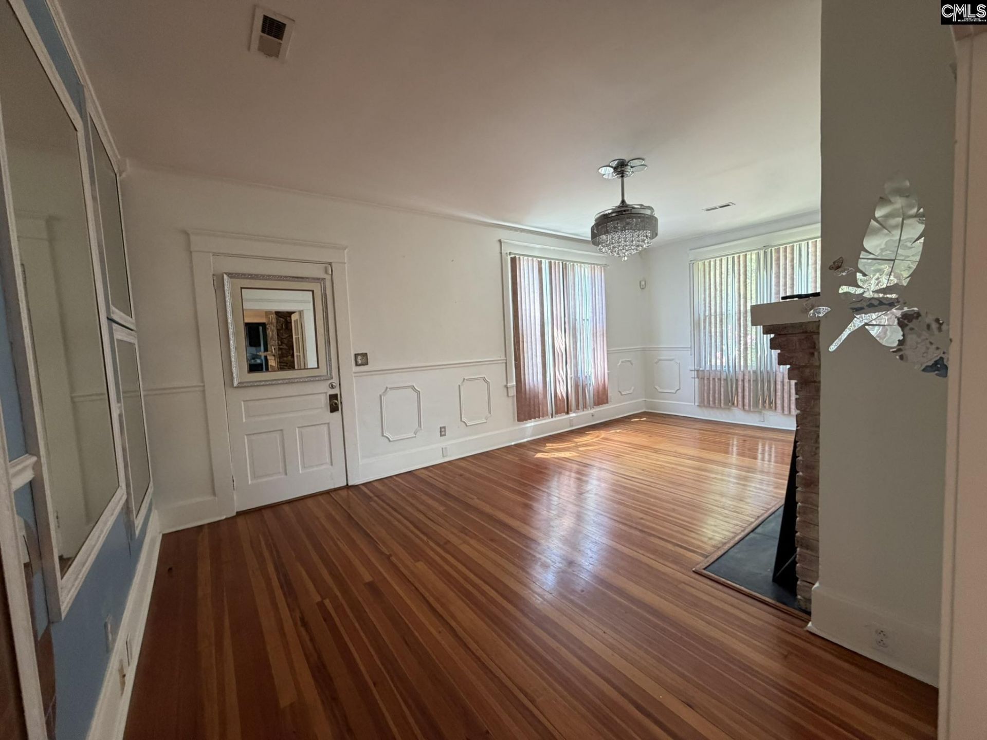 1303 Elmore Street Photo 24