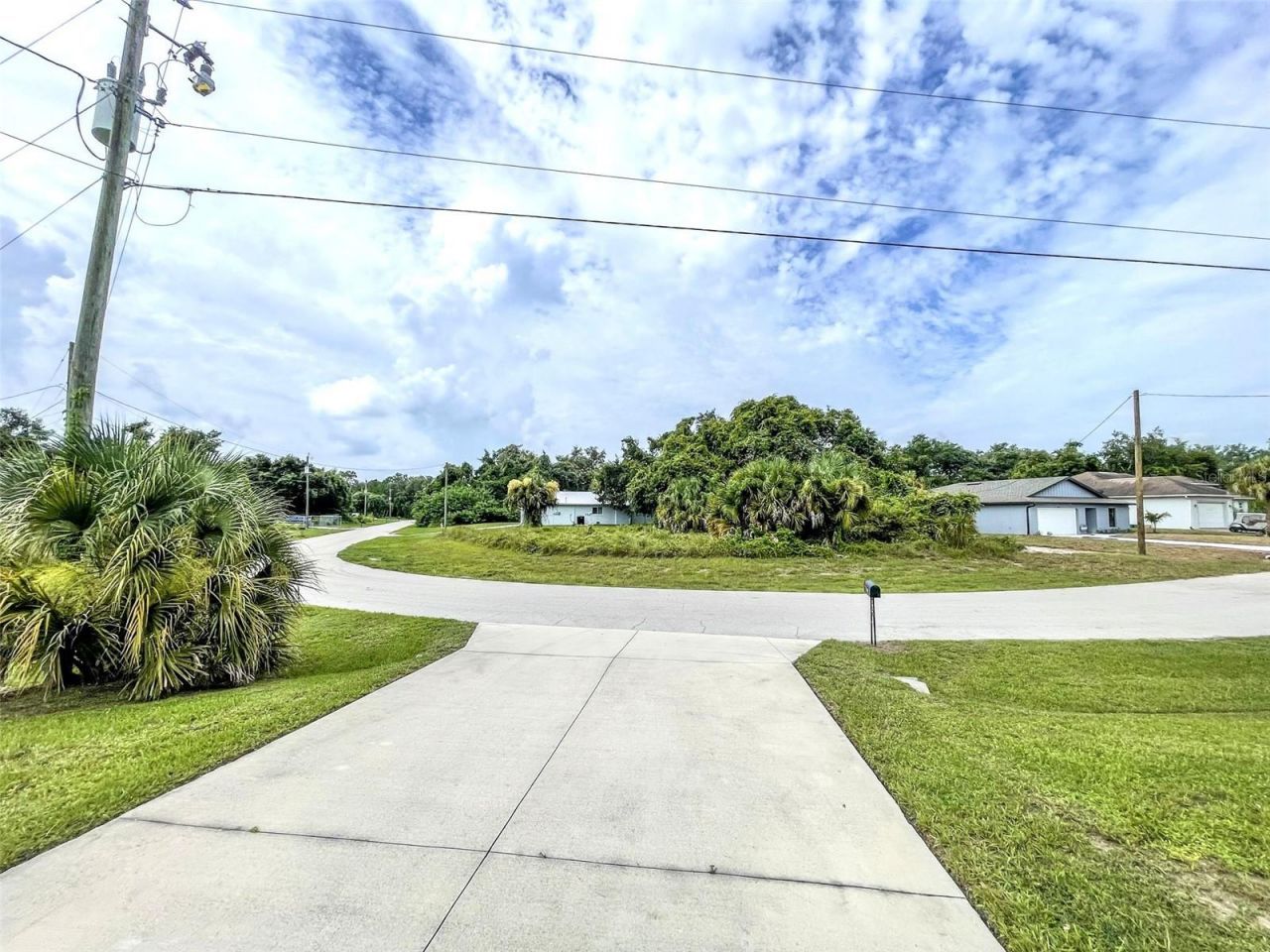 2013 Odessa Circle, Labelle, FL 33935 Photo
