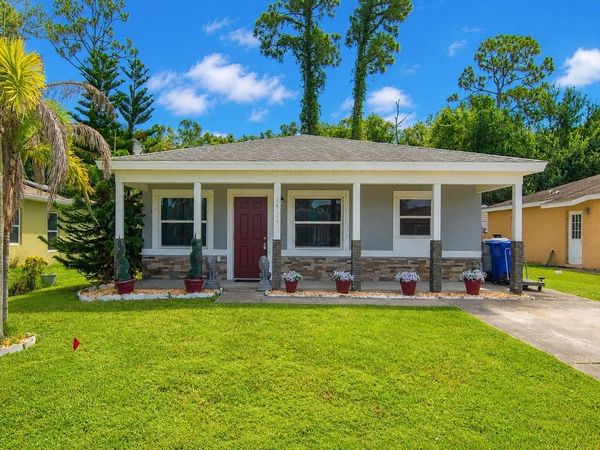 1724 10th Way SW, Vero Beach, FL 32962