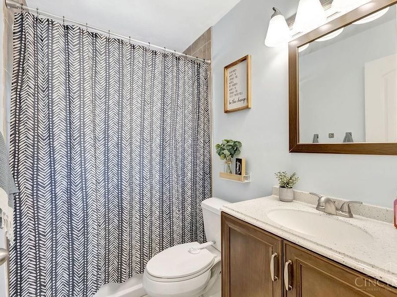 9416 Ridgemoor Avenue, Mount Healthy, OH 45231 Photo 11