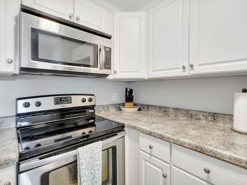 9416 Ridgemoor Avenue, Mount Healthy, OH 45231 Photo 19