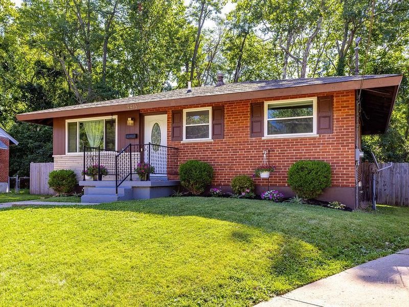 9416 Ridgemoor Avenue, Mount Healthy, OH 45231 Photo 4