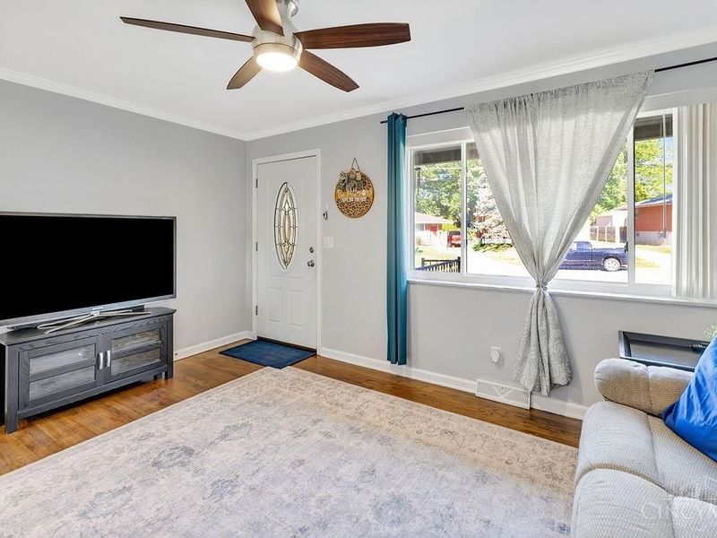 9416 Ridgemoor Avenue, Mount Healthy, OH 45231 Photo 6