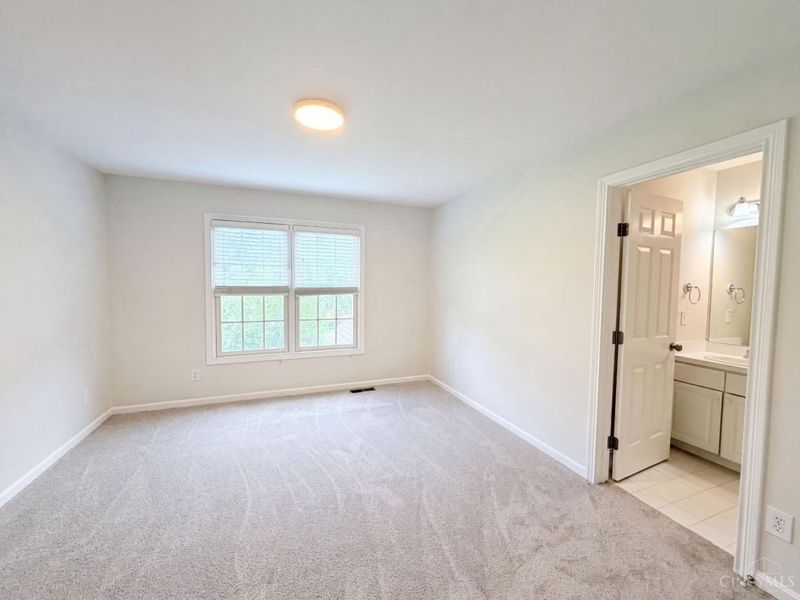 6667 Miami Woods Drive, Miami Township, OH 45140 Photo 20