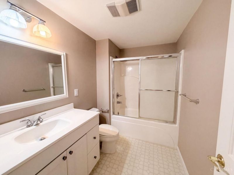 6667 Miami Woods Drive, Miami Township, OH 45140 Photo 37