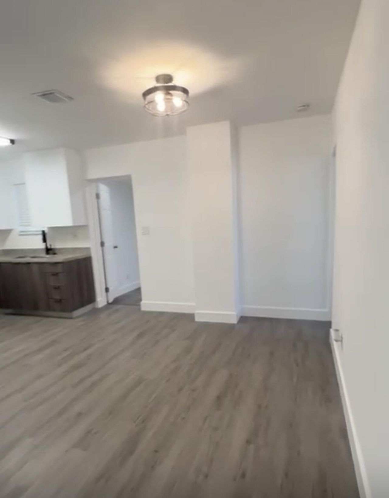 517 NW 16th Avenue, Fort Lauderdale, FL 33311 Photo
