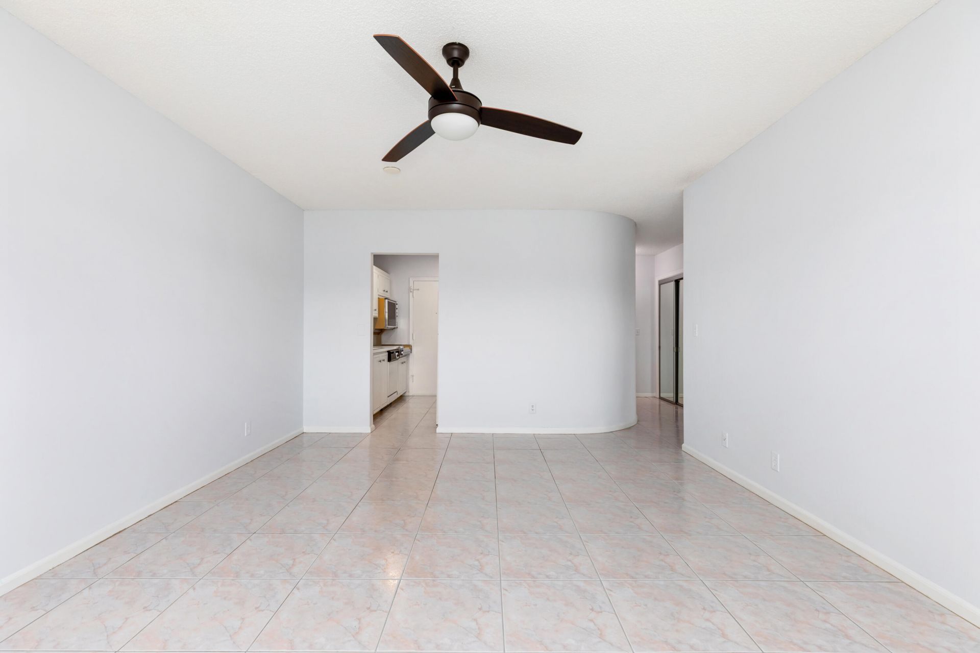 2261 NE 67th Street, Unit 1826, Fort Lauderdale, FL 33308 Photo