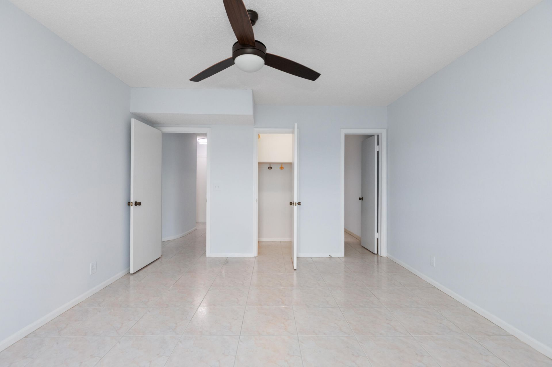 2261 NE 67th Street, Unit 1826, Fort Lauderdale, FL 33308 Photo