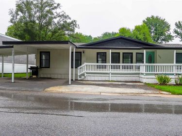 12766 Sahler Plaza, Unit 131, Omaha, NE 68164