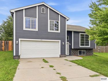 7511 N 73 Circle, Omaha, NE 68122