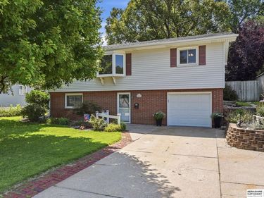 12129 N Street, Omaha, NE 68137