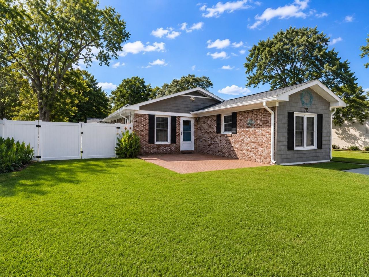 715 Cypress Dr. Photo 1