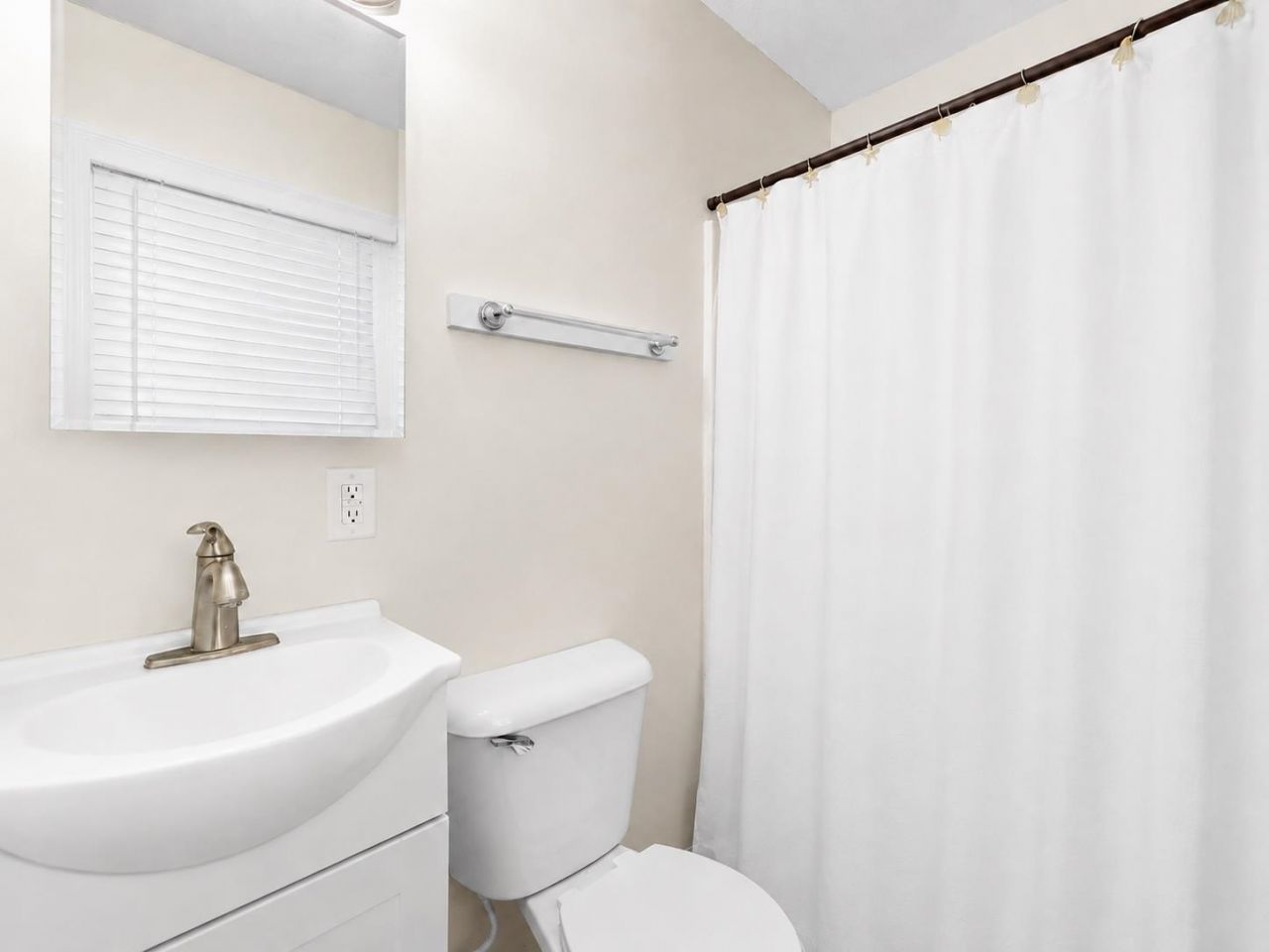 715 Cypress Dr. Photo 12
