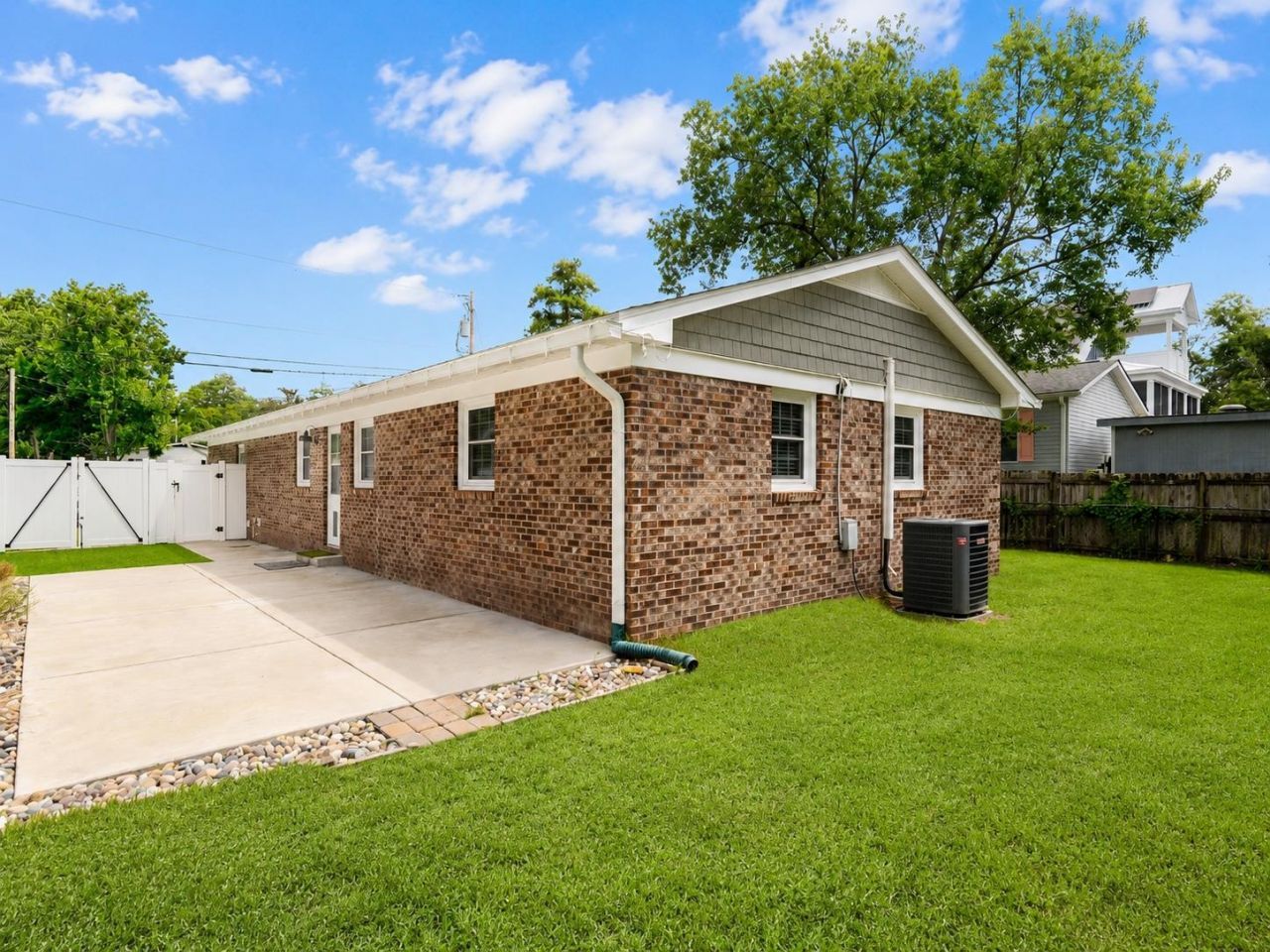 715 Cypress Dr. Photo 14