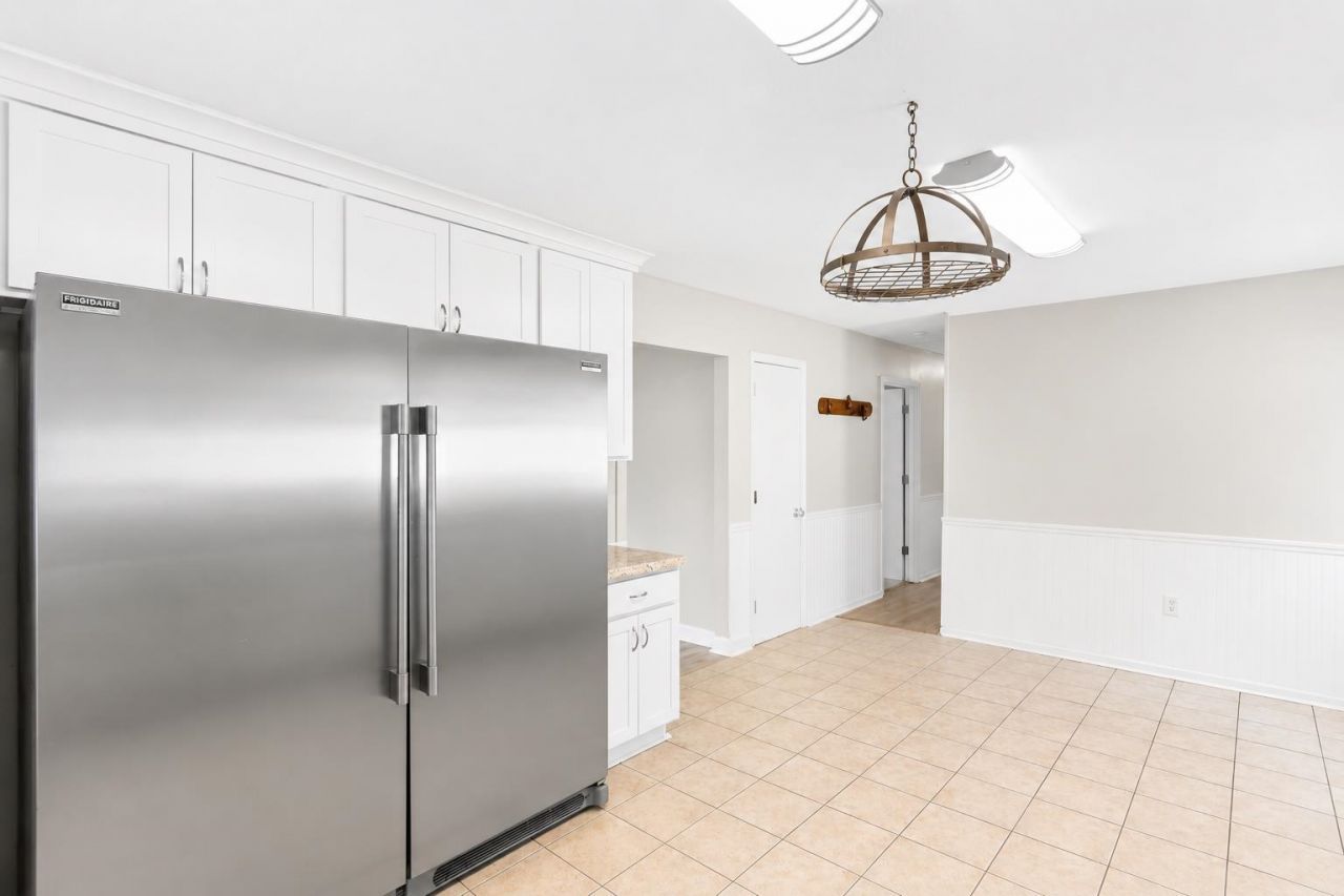 715 Cypress Dr. Photo 3