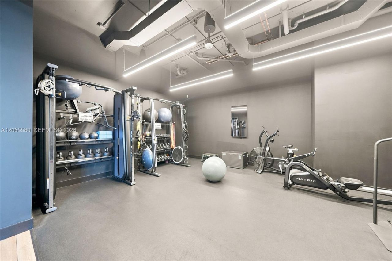 20 NE 11th , Unit 2505, Miami, FL 33132 Photo
