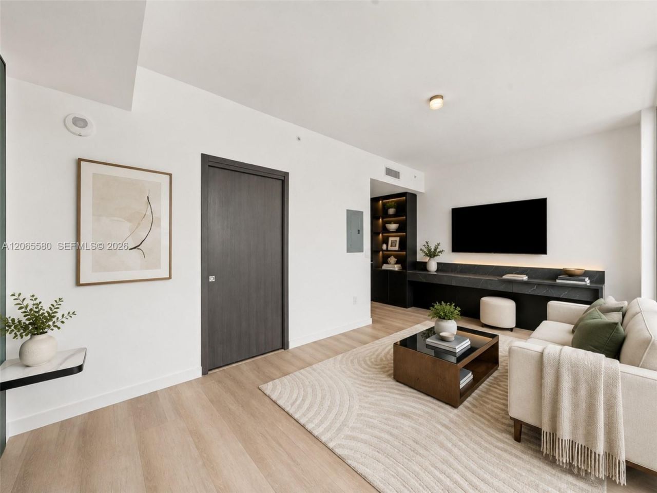 20 NE 11th , Unit 2505, Miami, FL 33132 Photo