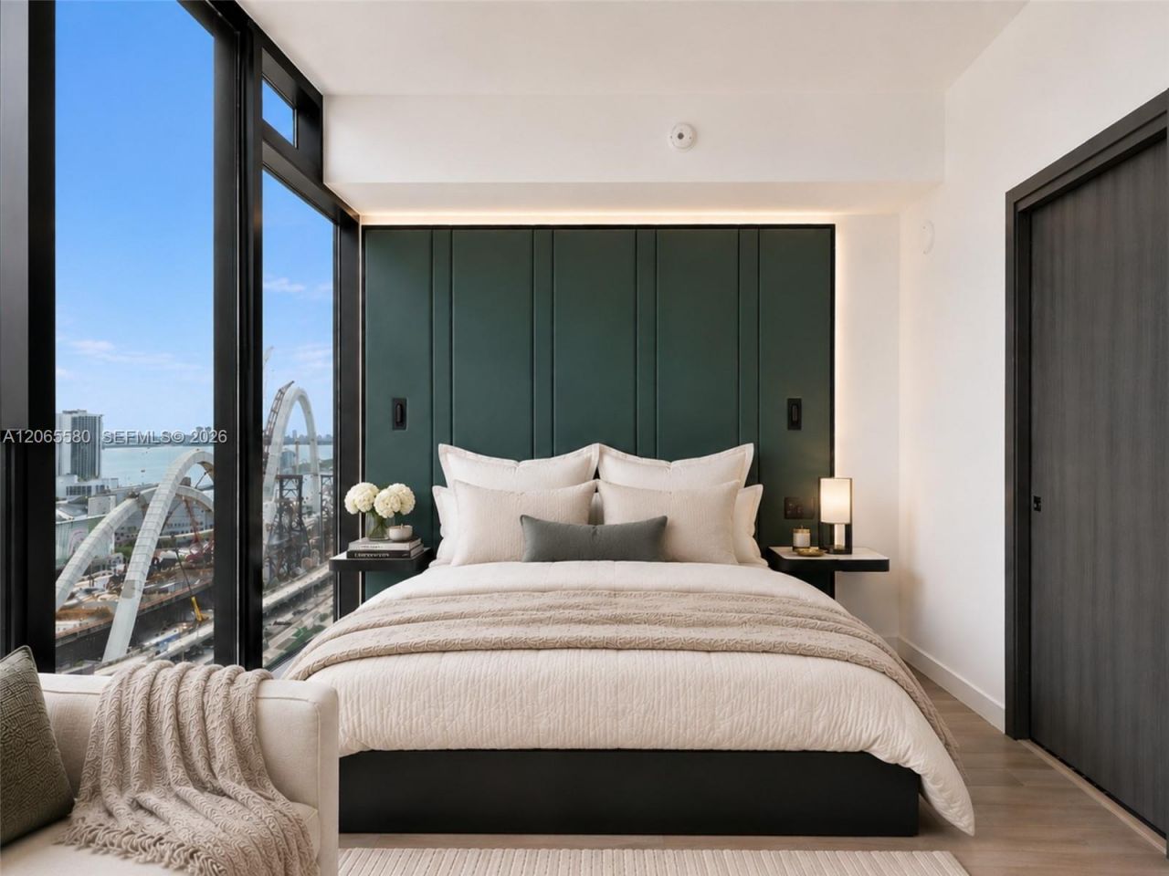 20 NE 11th , Unit 2505, Miami, FL 33132 Photo