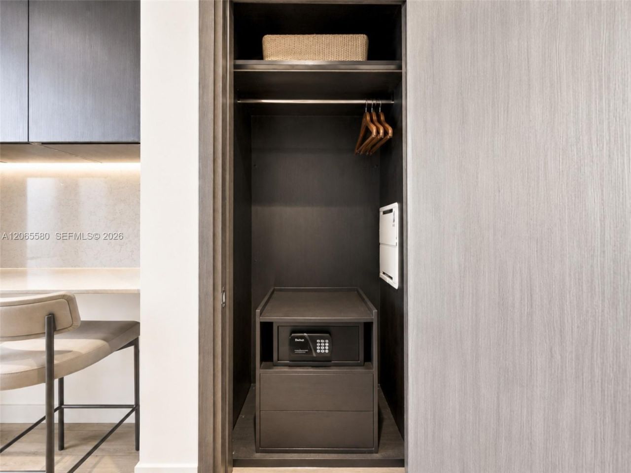 20 NE 11th , Unit 2505, Miami, FL 33132 Photo
