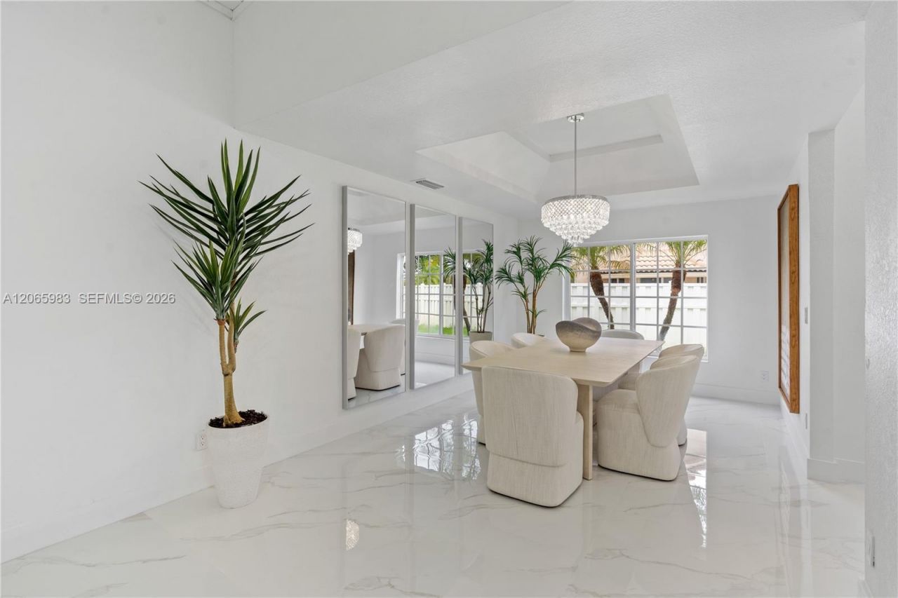 695 NW 107th Ln, Coral Springs, FL 33071 Photo