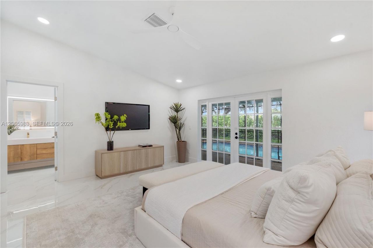 695 NW 107th Ln, Coral Springs, FL 33071 Photo