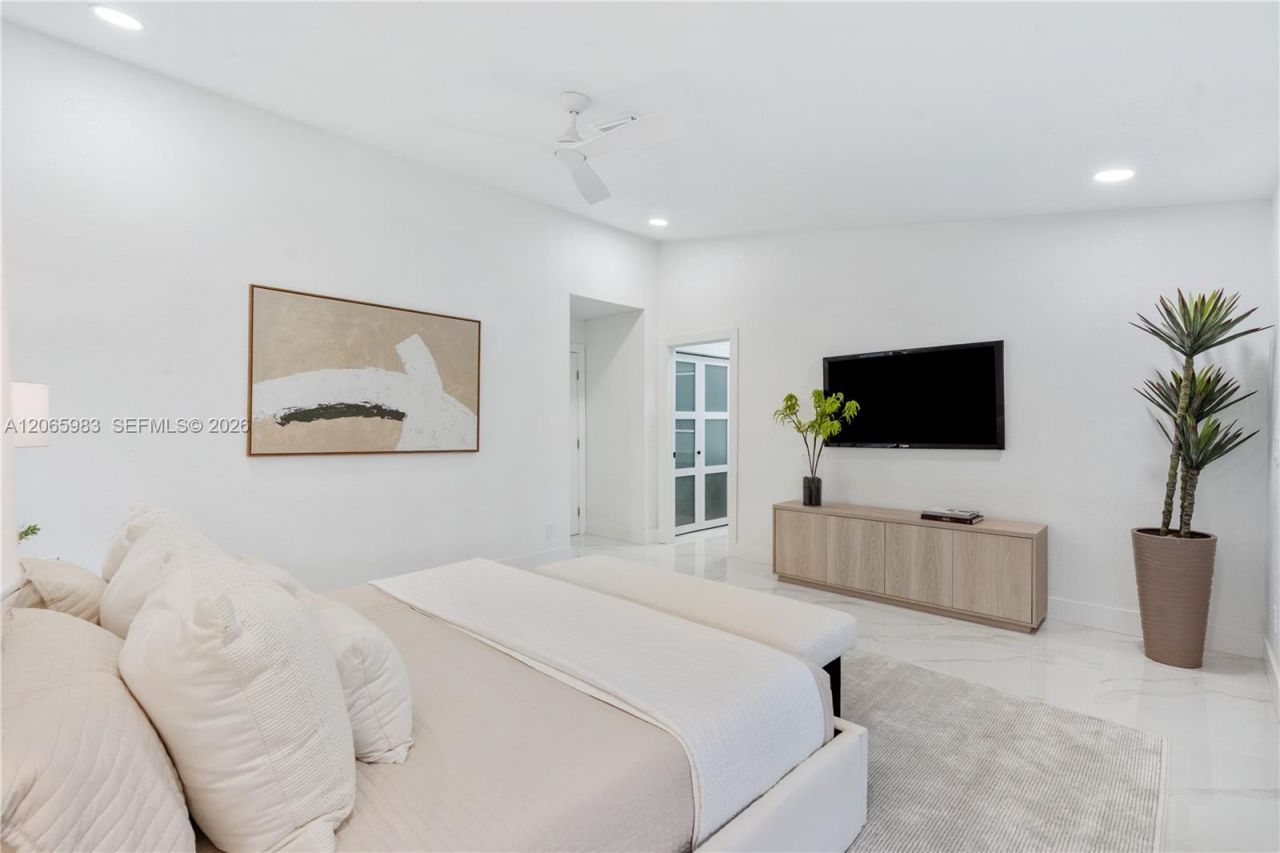 695 NW 107th Ln, Coral Springs, FL 33071 Photo